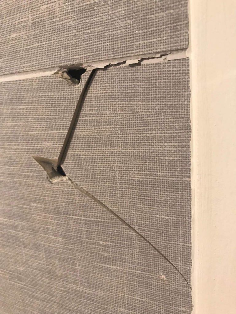 Cracked Tile L&L Glass